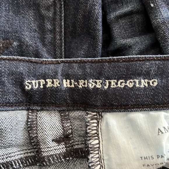 American Eagle Super High-Rise Jegging - Picture 4 of 4